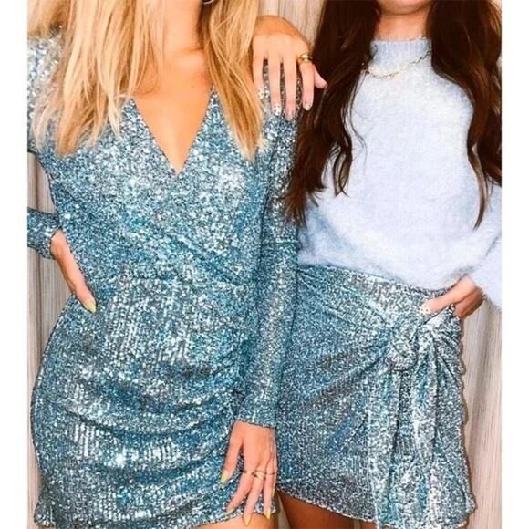 Show Me Your Mumu Party Hope Sequin Dress in Frosty Blue Sequin XL - Picture 2 of 10